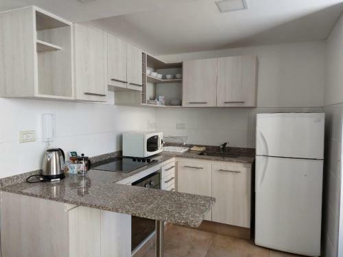 Apartamento Balcones Verdes 1705