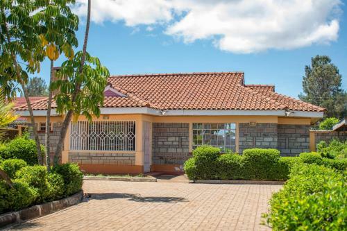 Villa 2br Own Compound Elgonview