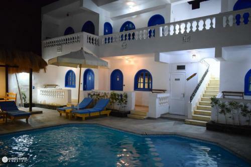 Sea Horse Hotel
