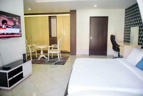Apartamento 4 Bedroom Duplex-24hrs Electricity/wifi/security