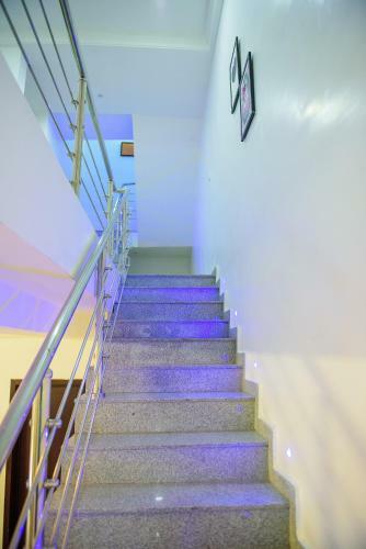 Apartamento 4 Bedroom Duplex-24hrs Electricity/wifi/security