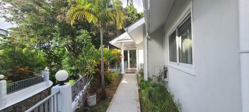 Le Chant De Merle Holiday Home