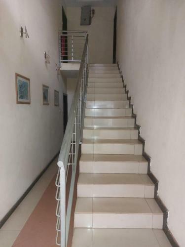 3 Br Apartment With Swimming Pool