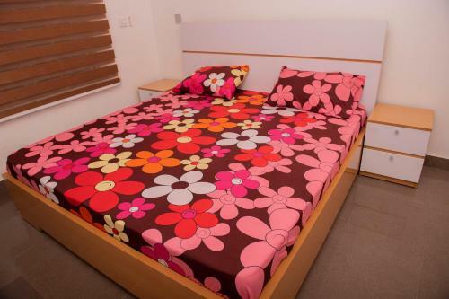 Apartamento Damlatob Place