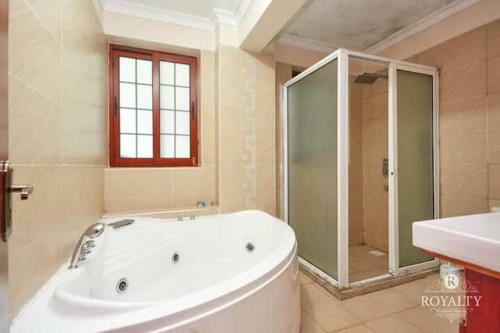 Stay.plus Skyline Apartment Kilimani