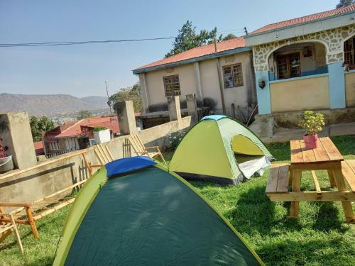 Emmy Backpackers Hostel