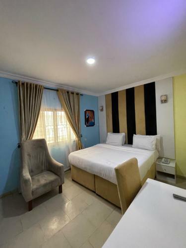 Alluring View Hotel