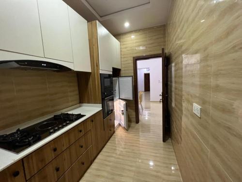 Apartamento Delightful 3-bedroom With Free Parking, Wifi Internal Name