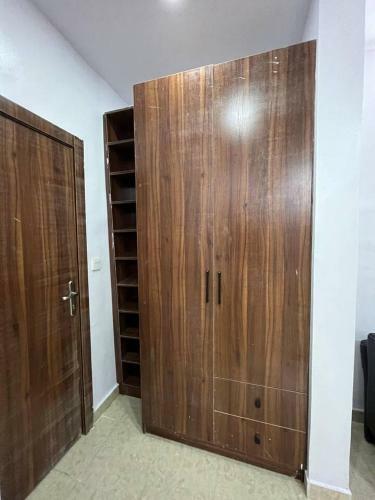 Apartamento Delightful 3-bedroom With Free Parking, Wifi Internal Name