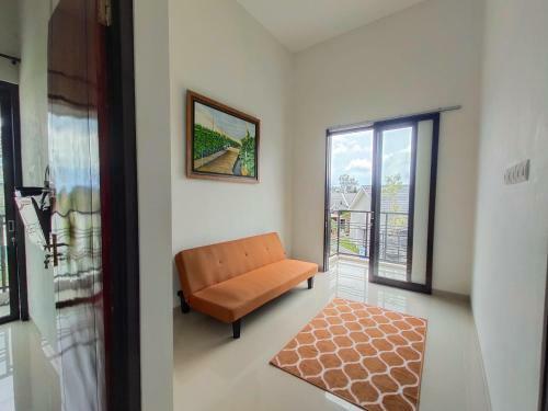 Golden Leaf Villa