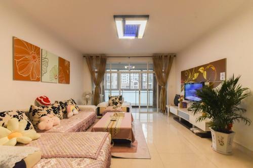 Locals Apartment Place 14