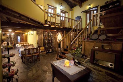 Hostal O Mui�o De Pena
