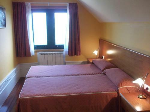 Hostal Val De Serantes