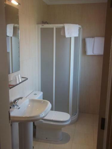Hostal Val De Serantes