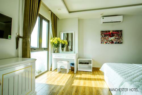 Manchester Hotel Ha Long