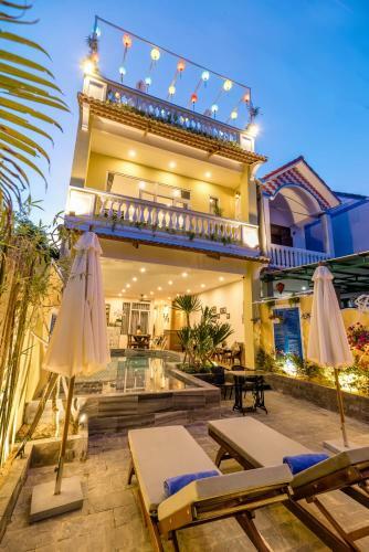 Hoi An Golden Walls Homestay
