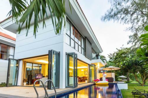 Resort Villa Beach Danang