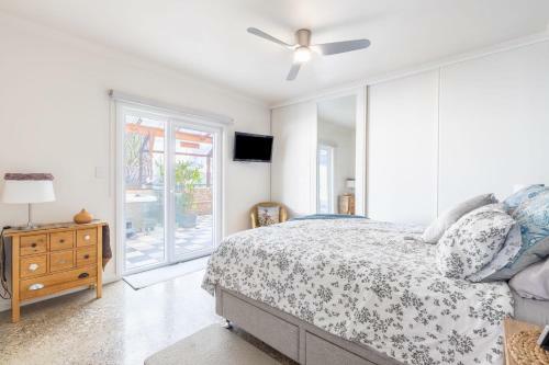 Entire Serviced Apartment With Wifi And Hot Tub