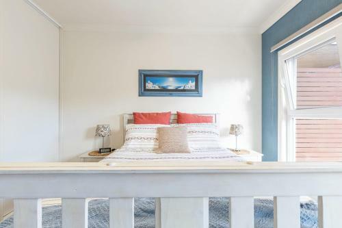 Entire Serviced Apartment With Wifi And Hot Tub