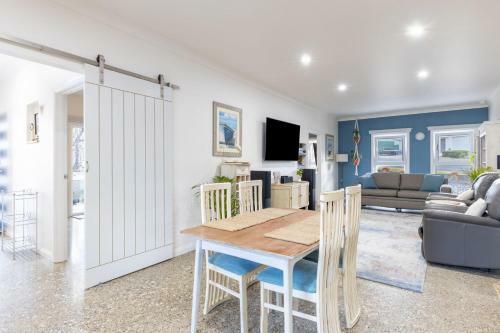 Entire Serviced Apartment With Wifi And Hot Tub