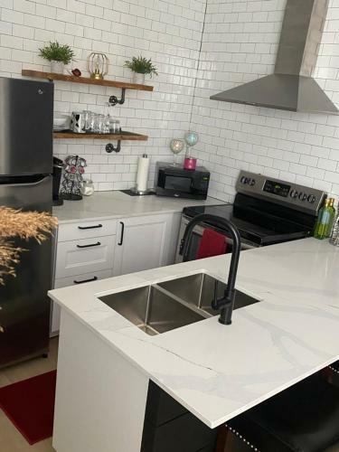 Apartamento Charming 1bdrm Downtown Hamilton