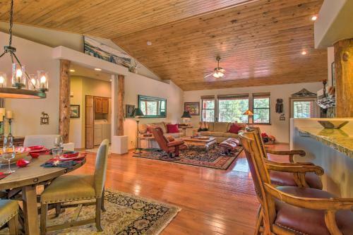 Cozy Show Low Cabin With Fire Pit Golf And Hike!