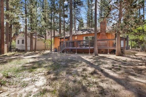 Cuddle Bear's Cabin #2075 By Big Bear Vacations