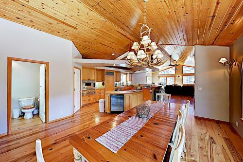 Lakeside Haven