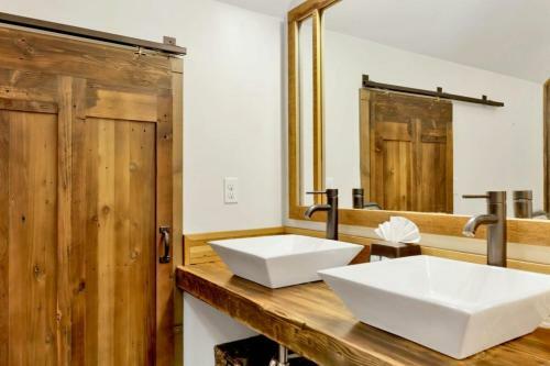 Village Chic Chalet #2113 By Big Bear Vacations