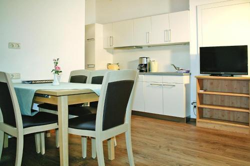 Apartment In Bad Wiessee With A Balcony