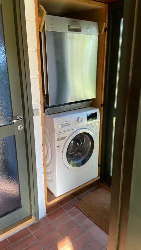 Cozy, Charming Home In Hornb�k