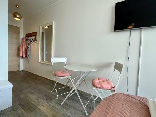 Hotel Aisa Studio