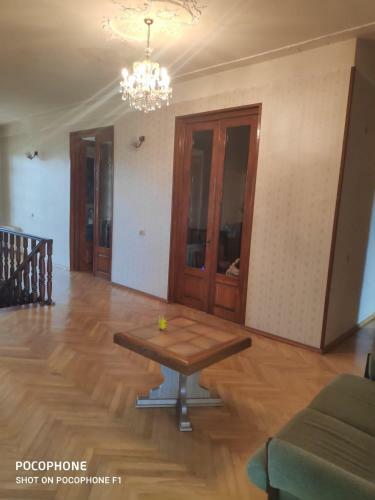 Hostal M.s.t Home
