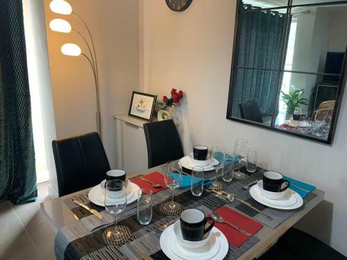 Luxury Modern Belfast City Centre 2 Bed Apartment