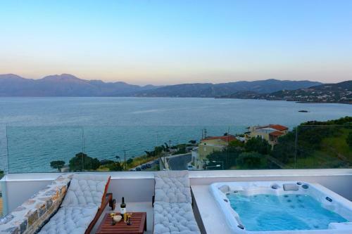 Indigo Luxury Apartment