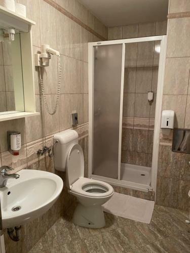 Hostal Gosti??e Senica