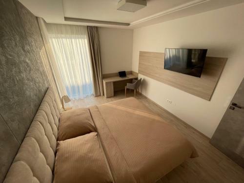 Greenbay Apartment With Free Parking
