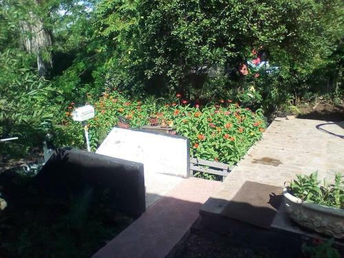 Agradable Caba�a Campestre Con Piscina