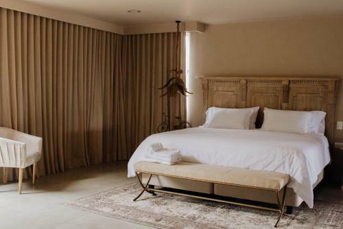 Hotel Tau House