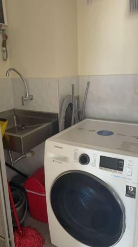 Modern & Comfortable Apartment In Laureles