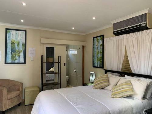 Orange Breeze Self-catering Apartment
