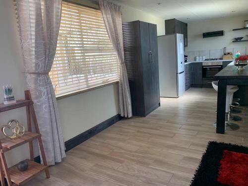 Orange Breeze Self-catering Apartment
