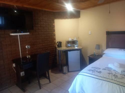 Bed & Breakfast Kgatholoha Guest House