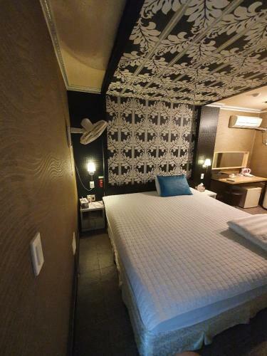 Hotel ?? S Motel