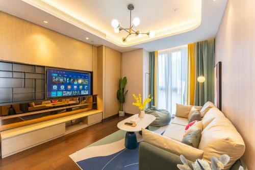 Locals Apartment House 20