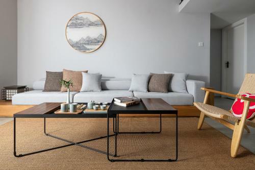 Locals Apartment House 29
