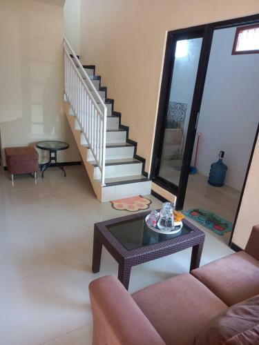 Ardmore A10 Homestay Malang