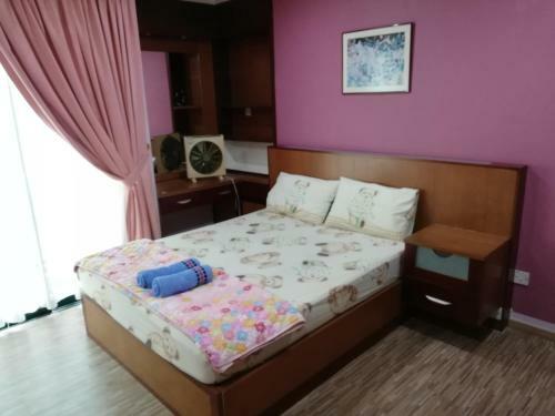Apartamento Riverine Emerald Condominium