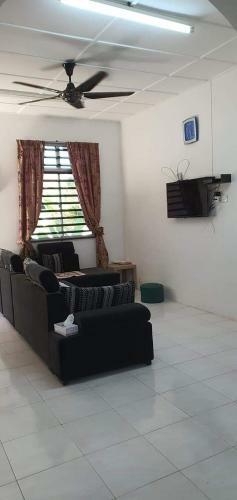 Rumah Banglow Setingkat 3 Bilik