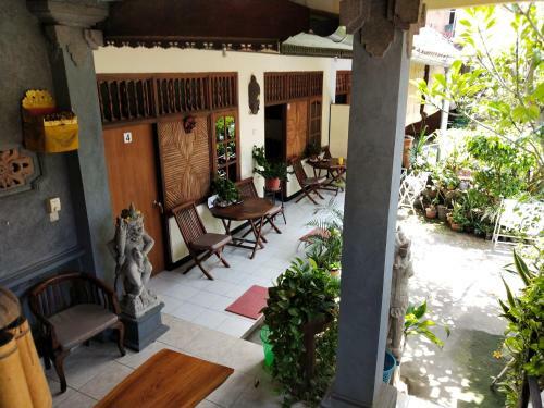 Hostal Bagus Homestay